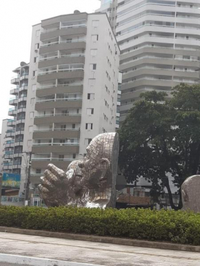 Apartamento 2 dorm na Guilhermina com tudo novo, Localização Incrível! Internet 200 MB